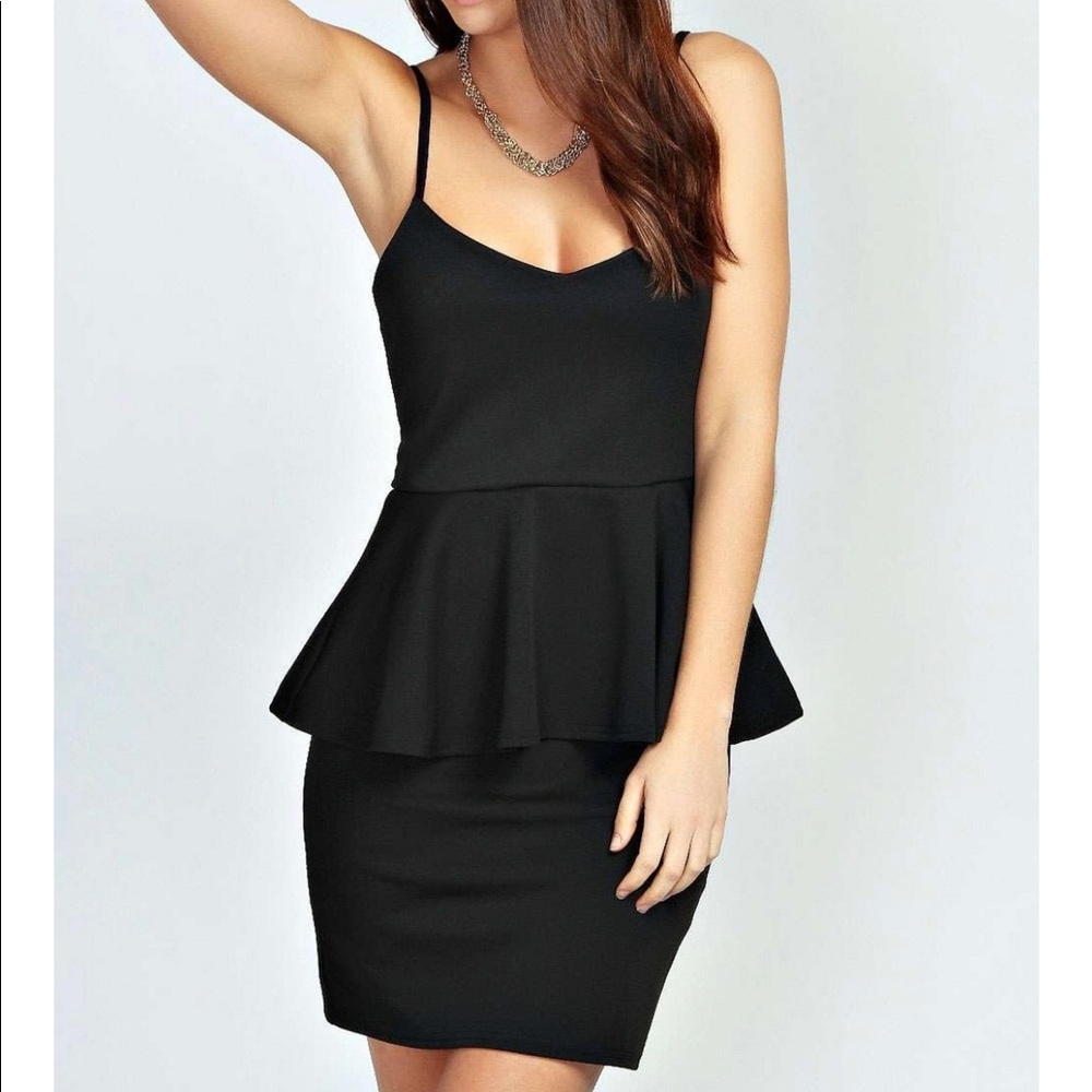 Boohoo black strapless peplum dress